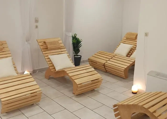 Sunshine 208 Apartment